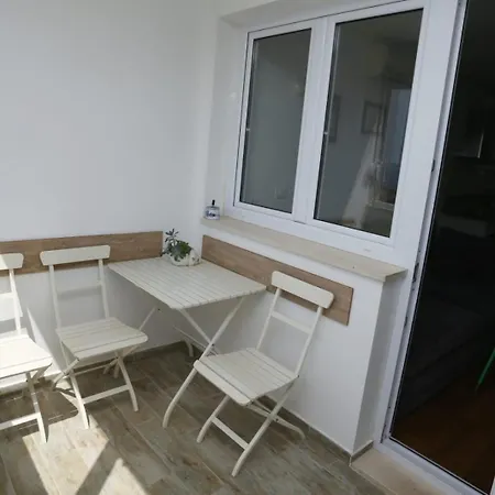 Apartment Renci With Sea View Split